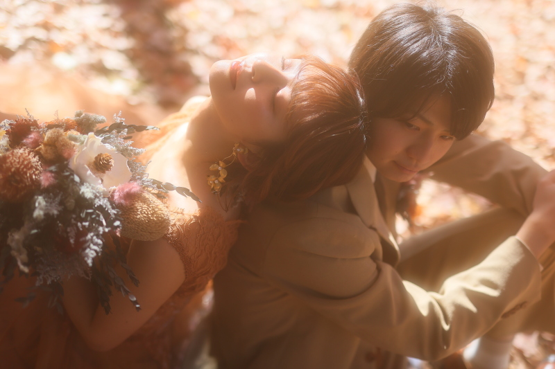 落ち葉の中で・・・