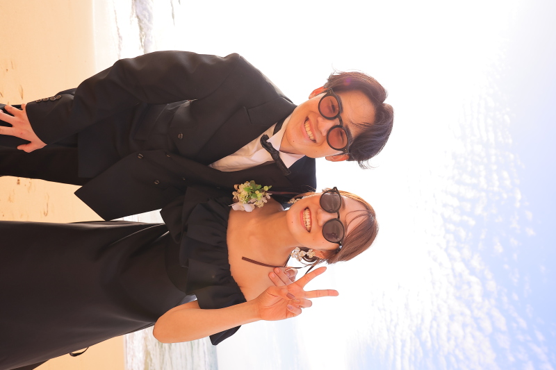 サングラスをかけて