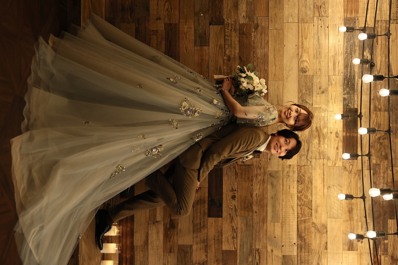 背中合わせショット