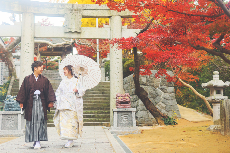 秋の時期では紅葉も素敵に!
