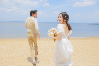 店舗から近い海です。福岡では海のロケが多いですが、通年で行くことができて解放感があっていいですね♪