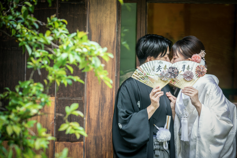 扇子と共に