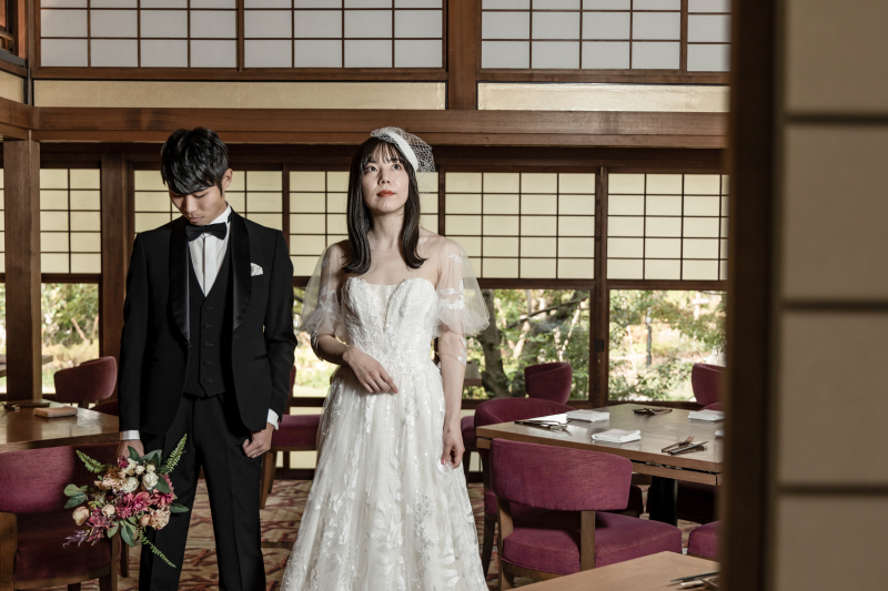 視線を工夫したショット