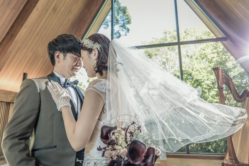 ベールをなびかせて