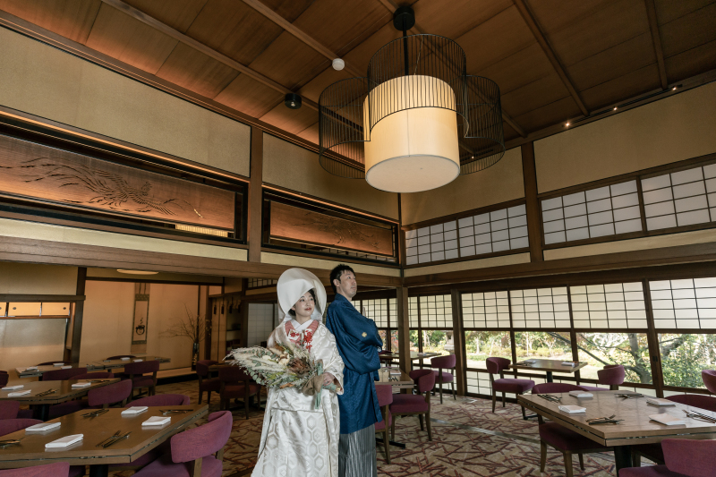 高宮庭園茶寮 和洋装で様々なシーンを収める