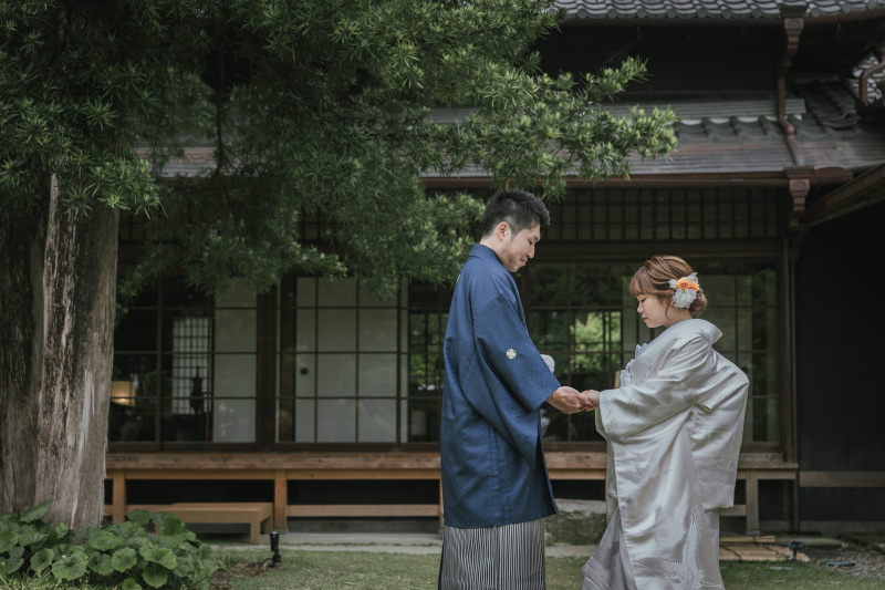 高宮庭園茶寮　凛とした空間