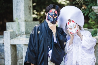 アイテムを使っておふたりらしいショットも