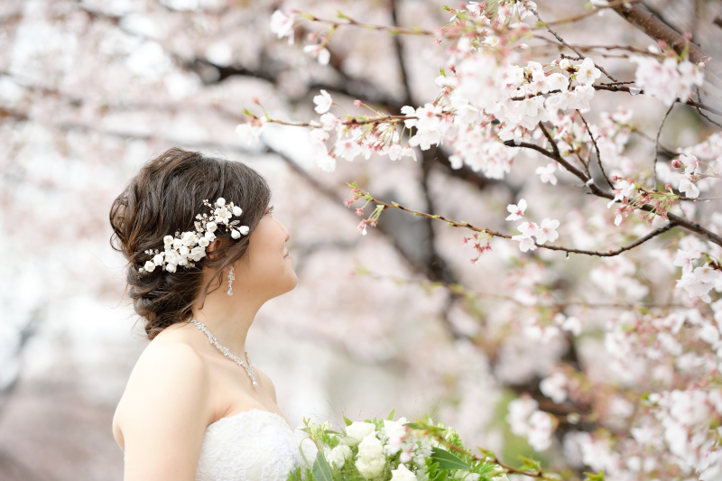 【洋装】3月26日～4月4日に撮影される方限定/高宮庭園茶寮の邸宅をバックに満開の桜と撮影する限定プラン