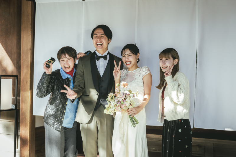 【洋装】大広間Course 100年の歴史を有する旧高宮貝島家住宅の和モダンな大広間で撮影するスタンダードプラン