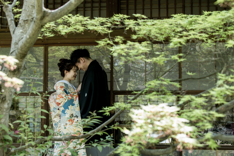 【和洋装】5～7月限定/高宮庭園茶寮の邸宅をバックに撮影する新緑撮影プラン