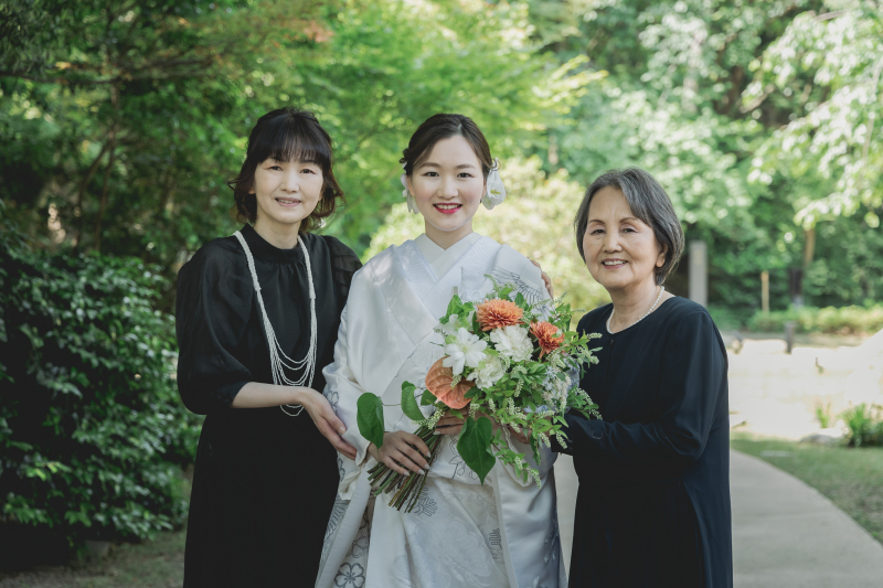 【和洋装】5～7月限定/高宮庭園茶寮の邸宅をバックに撮影する新緑撮影プラン