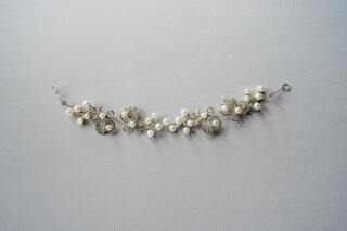 ヘアアクセサリー