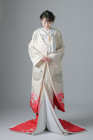 IU00044