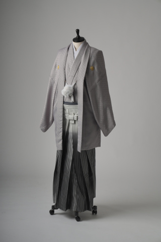  ライトグレー紋服×グレーグラデ袴