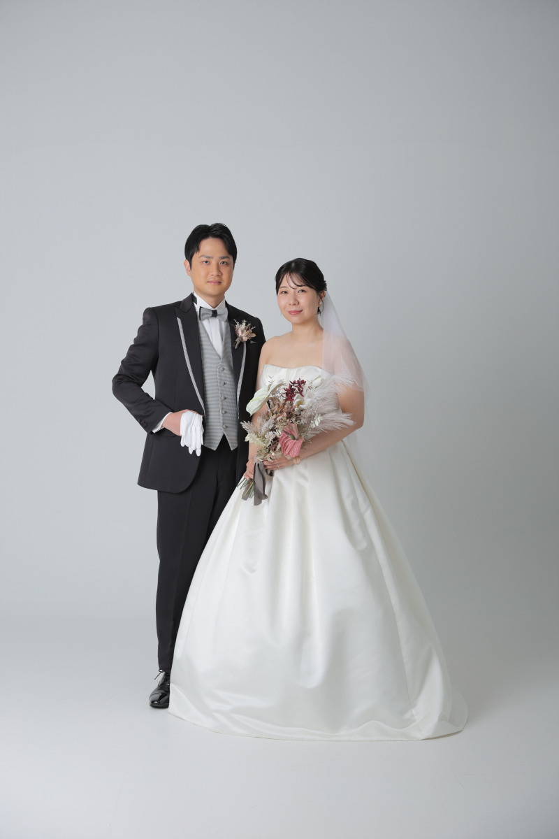 無地背景ベーシックポーズ