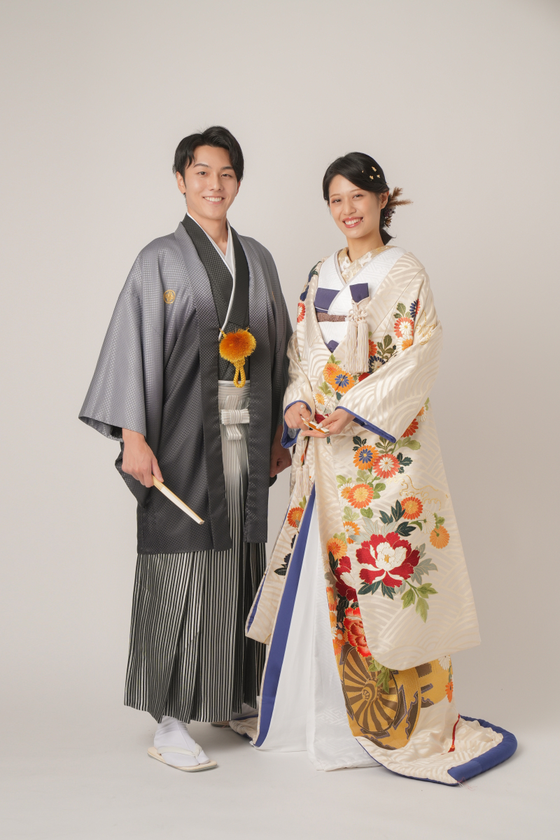 まずは正式なポーズから！