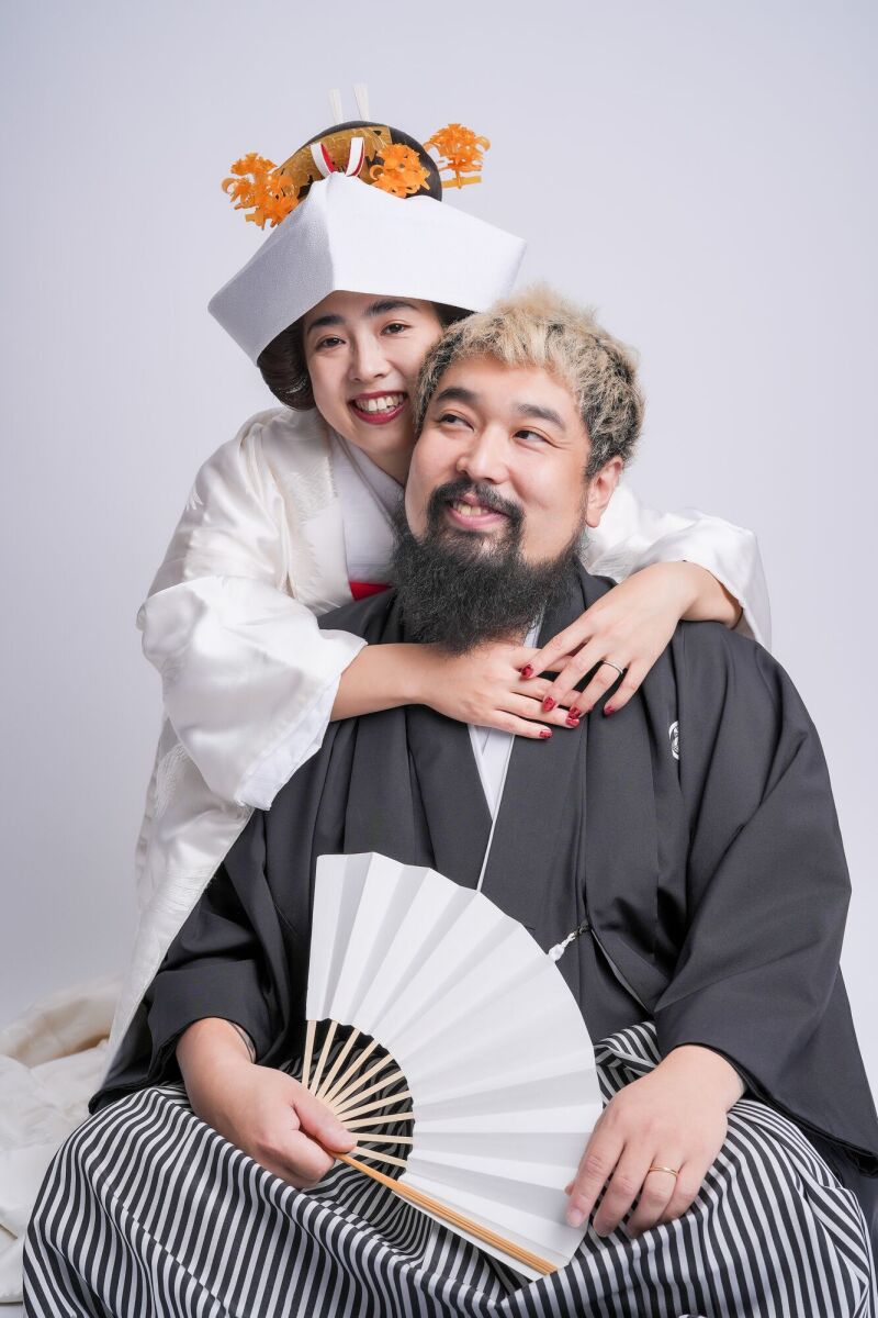 後ろからもぎゅっと!