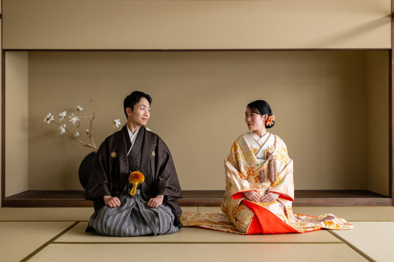 見つめあって！