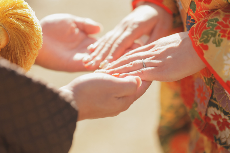 お顔を映さないカットも