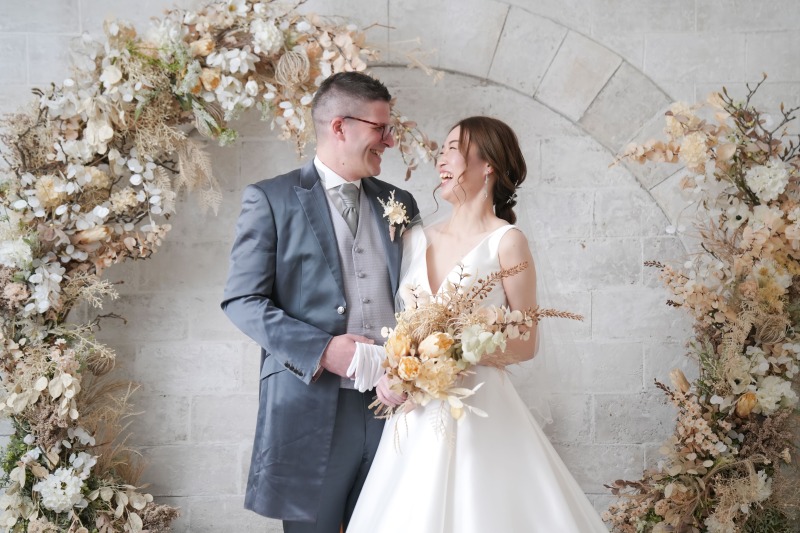 【チャペル＋スタジオPLUS】ウェディングドレスも！カラードレスも！