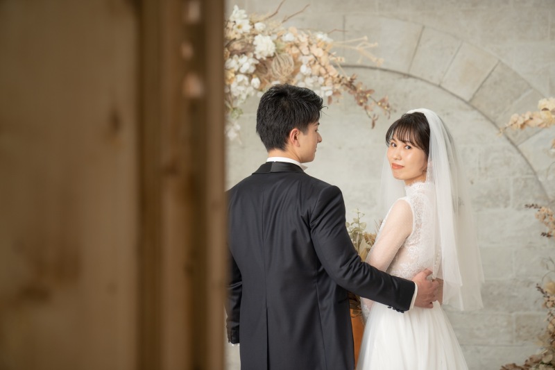 ご新婦様がくるっと振り勝手のカメラ目線☺