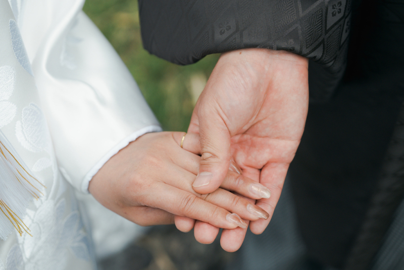 時にはお顔を映さないカットも!