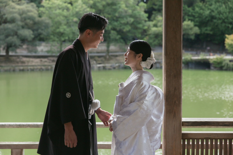 お二人寄り添って