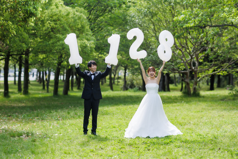1128