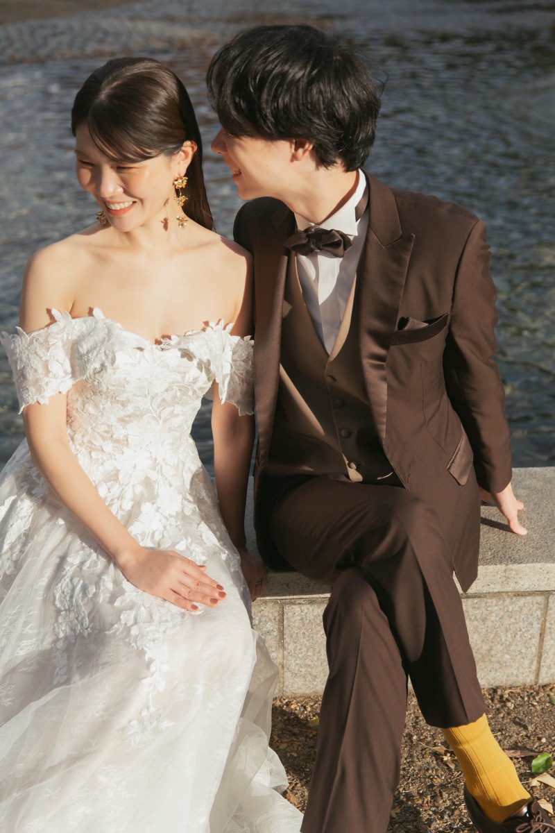 お二人で座って