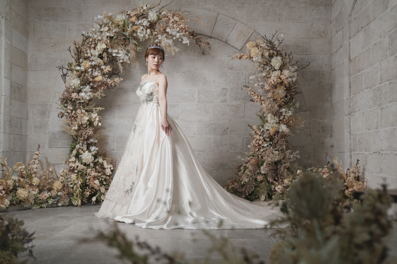 フォーマルな立ち姿も