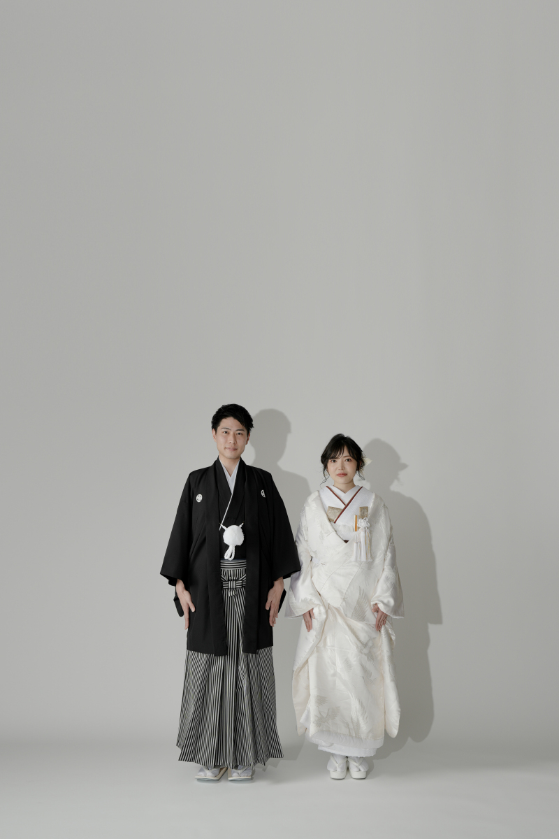 シンプルな立ち姿も