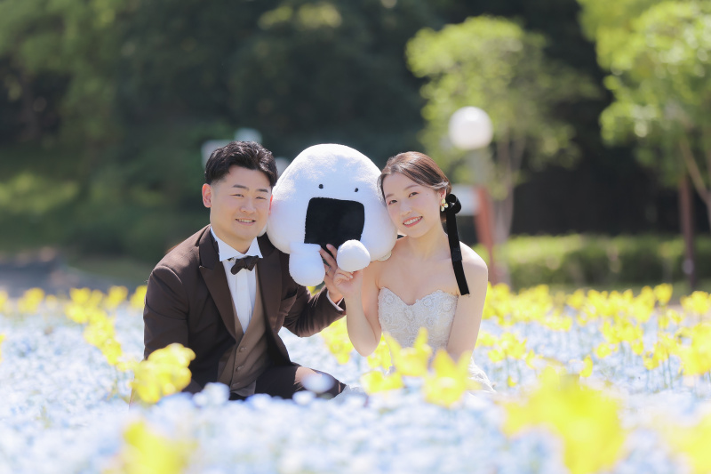 おにぎりを挟んで