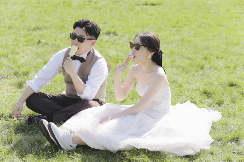 アイスをパクリ