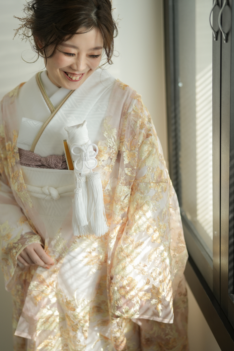 レースの打掛でカジュアルに