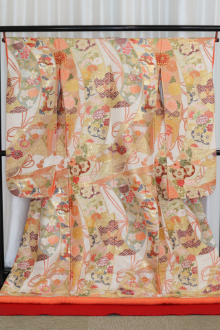 白地短冊焚斗目にうらら