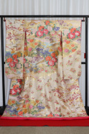 白地四季草花に流水