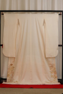 掛下（花あわせ縫取菊紋様）