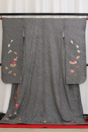 引き袖　まゆ～めでたい