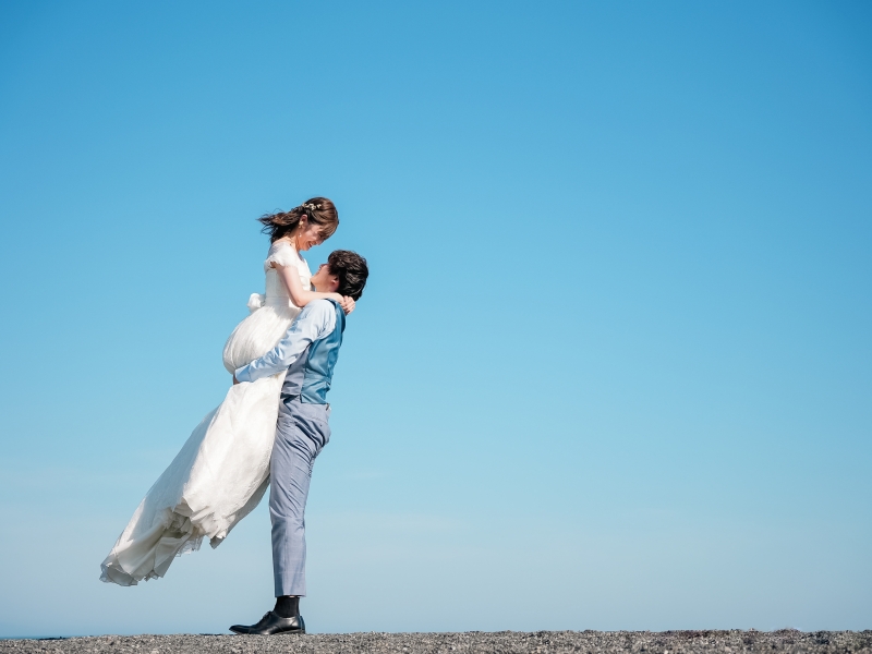 STUDIO IDEE スタジオイディ(ドレスショップ ボンクルール内)_海で撮影できる