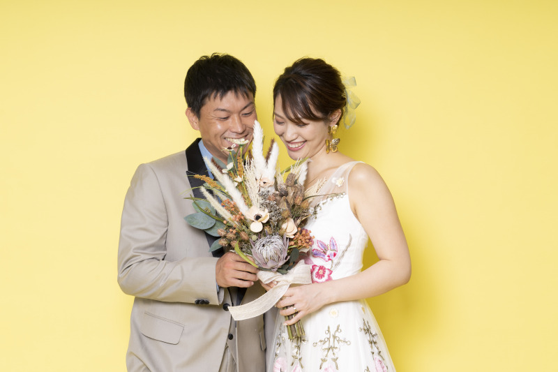 インポートのカラードレスも！