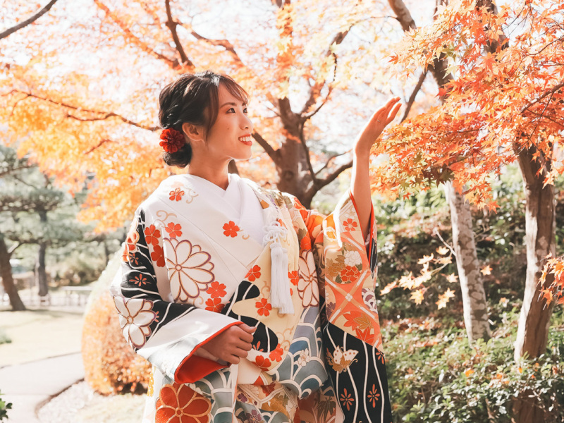 STUDIO IDEE スタジオイディ（ドレスショップ ボンクルール内）_色打掛・着物が豊富