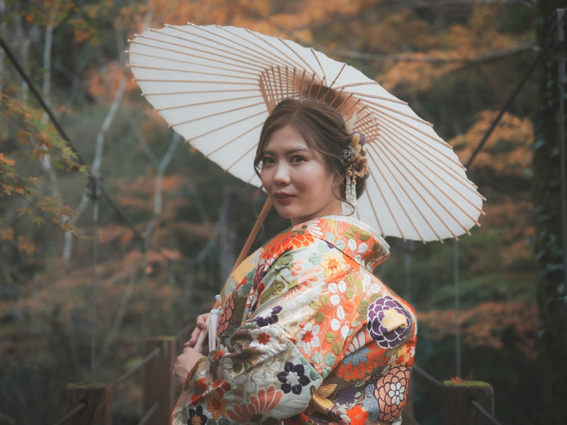 STUDIO IDEE スタジオイディ（ドレスショップ ボンクルール内）_色打掛・着物が豊富