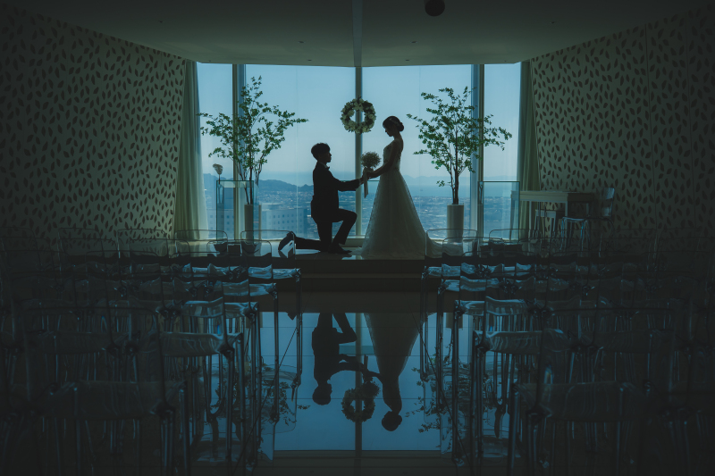 静岡の絶景を背に、空と一つになる誓い