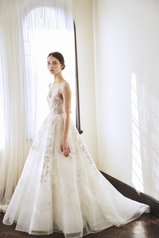 【洋装フォトプラン向け】新婦グレードアップ衣裳