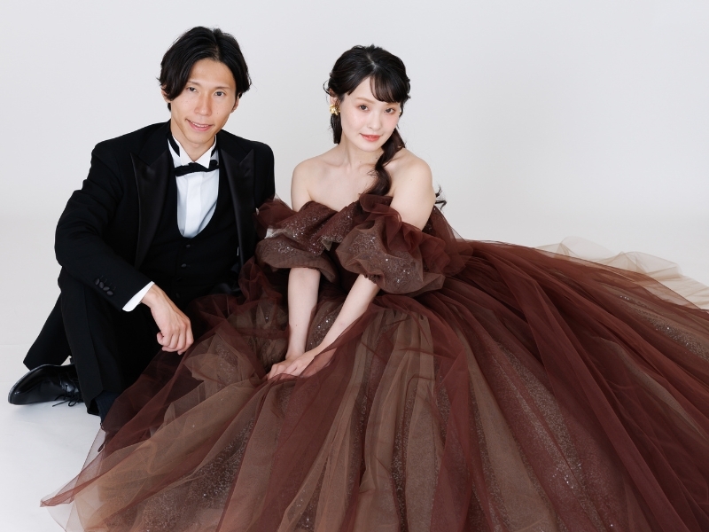 【スタジオ】洋装1着｜300着の衣裳から選べる｜衣裳スタイリスト付｜美容着付け付｜60分撮影｜100カット｜事前試着付