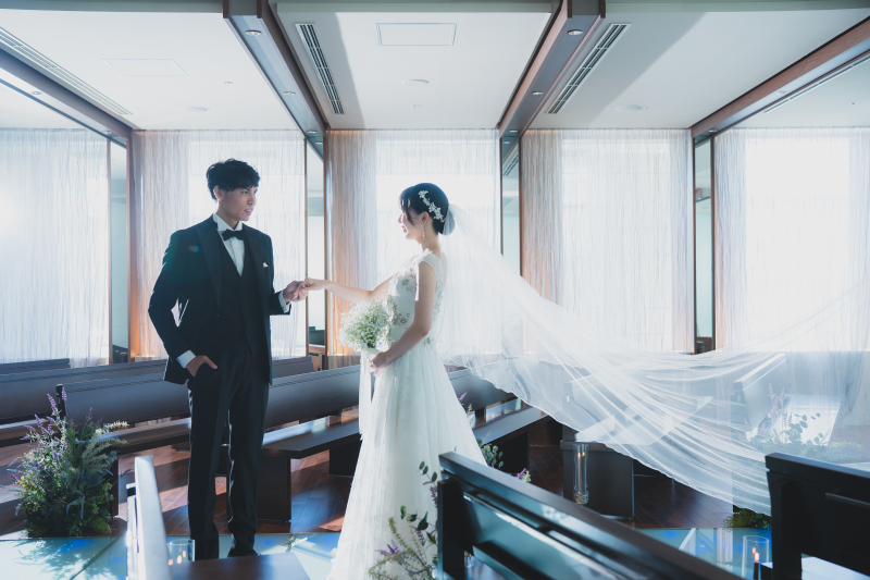 【２つのチャペル撮影】洋装1着｜300着の衣裳から選べる｜衣裳スタイリスト付｜美容着付け付｜90分撮影｜120カット｜事前試着付