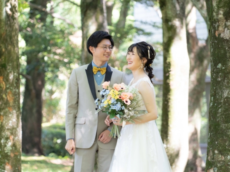 【公園+スタジオ】洋装2着｜300着の衣裳から選べる｜衣裳スタイリスト付｜美容着付け付｜100分撮影｜150カット｜事前試着付