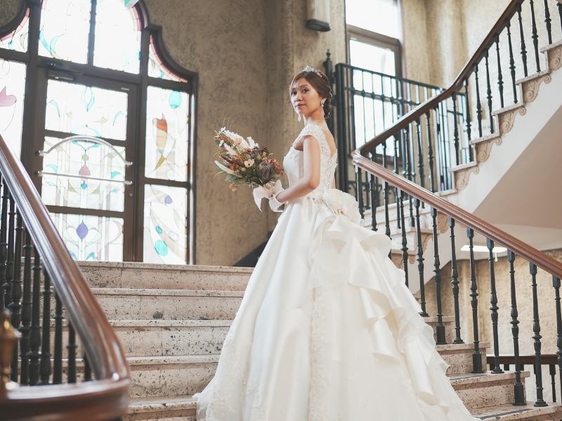 【茶室＋庭園＋洋館】和装2着洋装1着｜500着の衣裳から選べる｜衣裳スタイリスト付｜美容着付け付｜250カット｜事前試着付