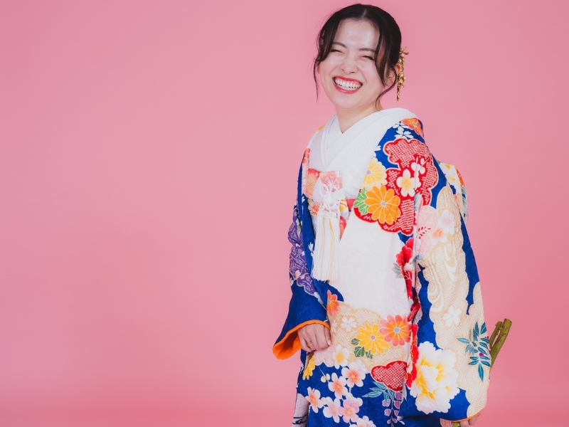 【スタジオ】和装1着｜150着の衣裳から選べる｜衣裳スタイリスト付｜美容着付け付｜60分撮影｜100カット｜事前試着付