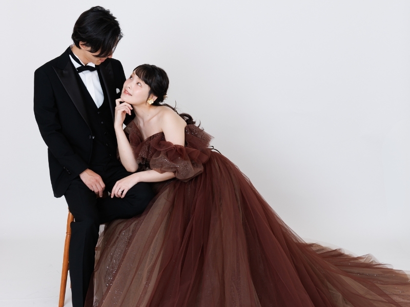 【スタジオ】和装1着洋装2着｜500着の衣裳から選べる｜衣裳スタイリスト付｜美容着付け付｜180分撮影｜250カット｜事前試着付